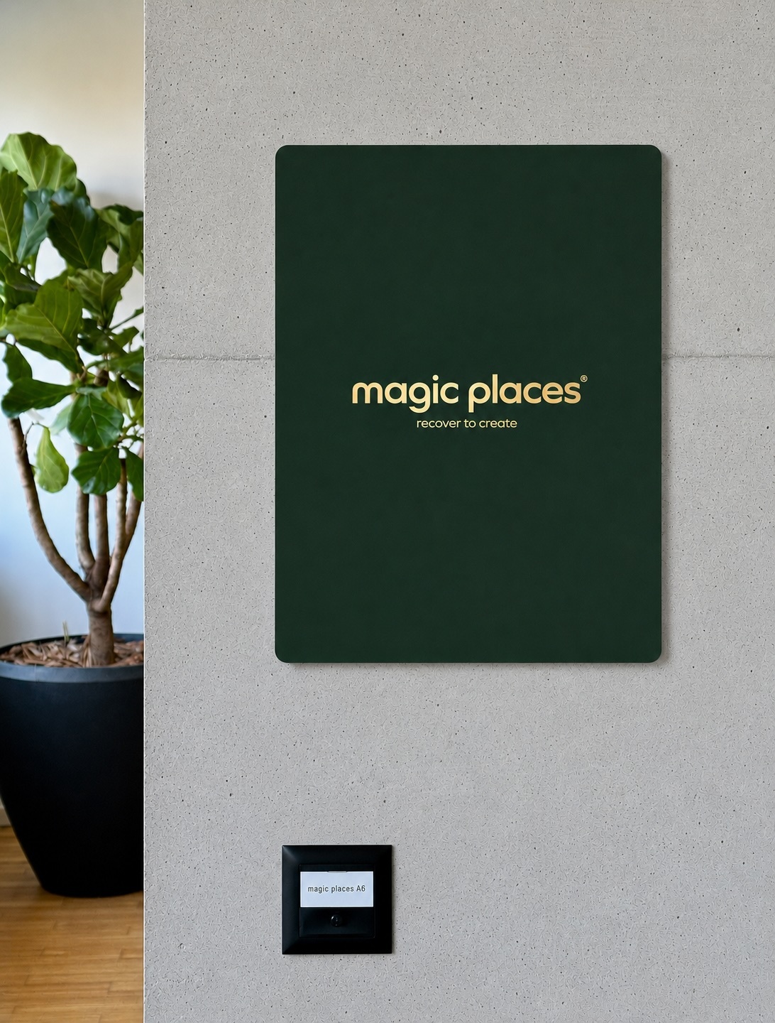 Entrance of the magic places Recovery Lounge in Sursee